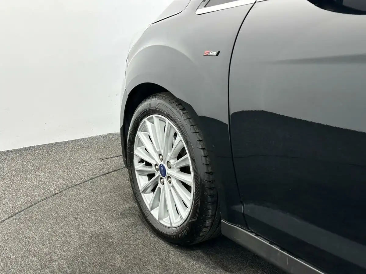 2019-ford-c-max-10t-titanium-125ps-big-47