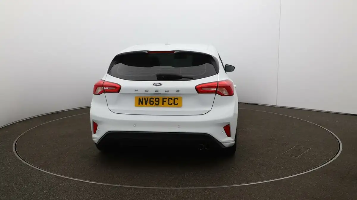 2020-ford-focus-15t-st-line-hatchback-big-47