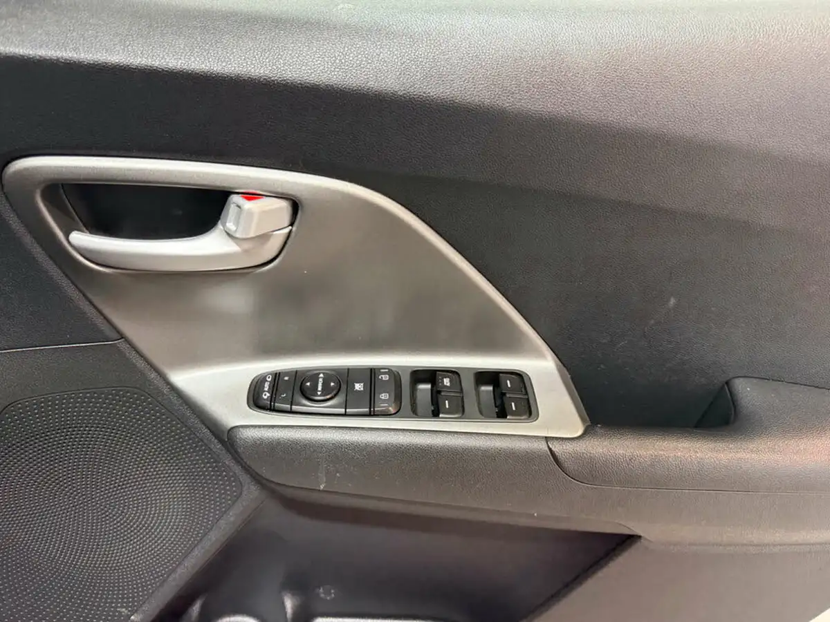 2021-kia-niro-16-gdi-2-big-20