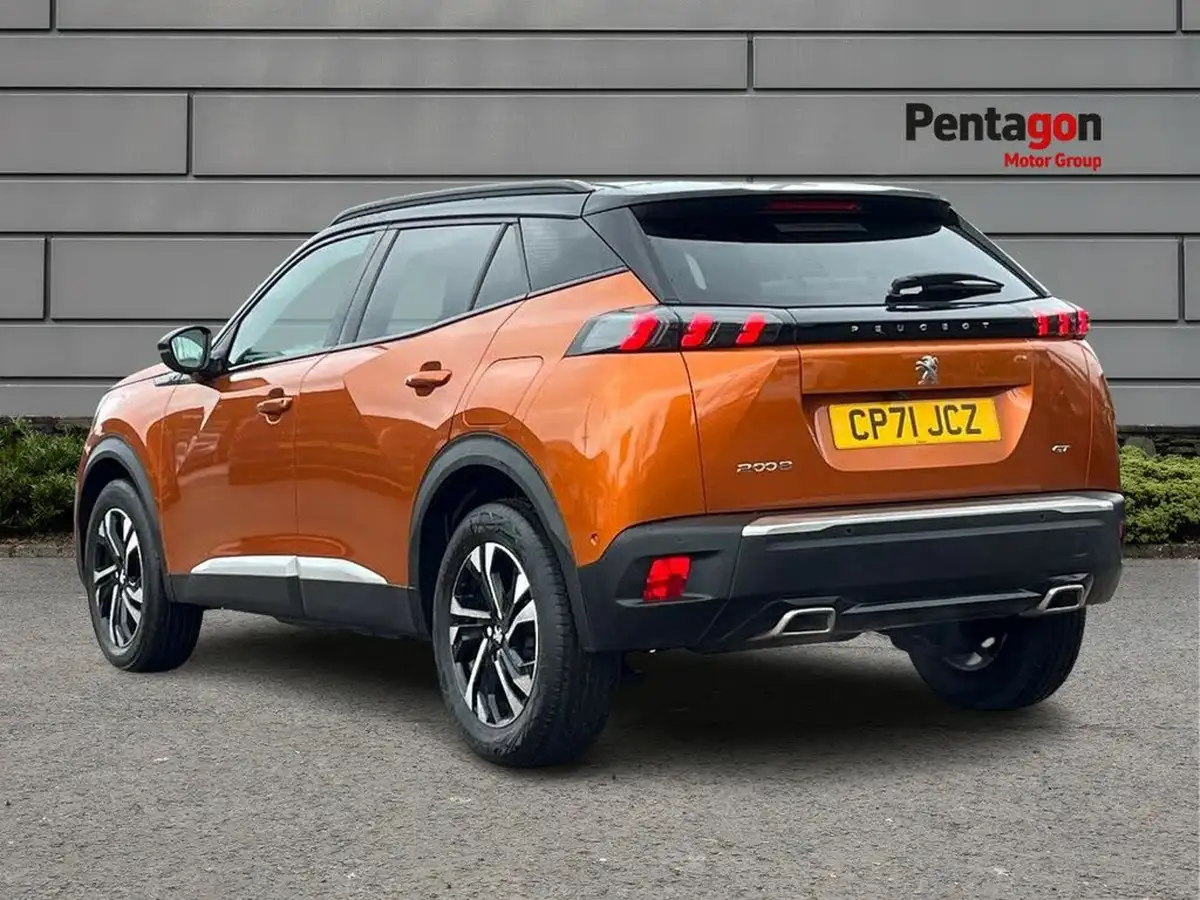 2022-peugeot-2008-suv-12-puretech-gt-eat8-big-1