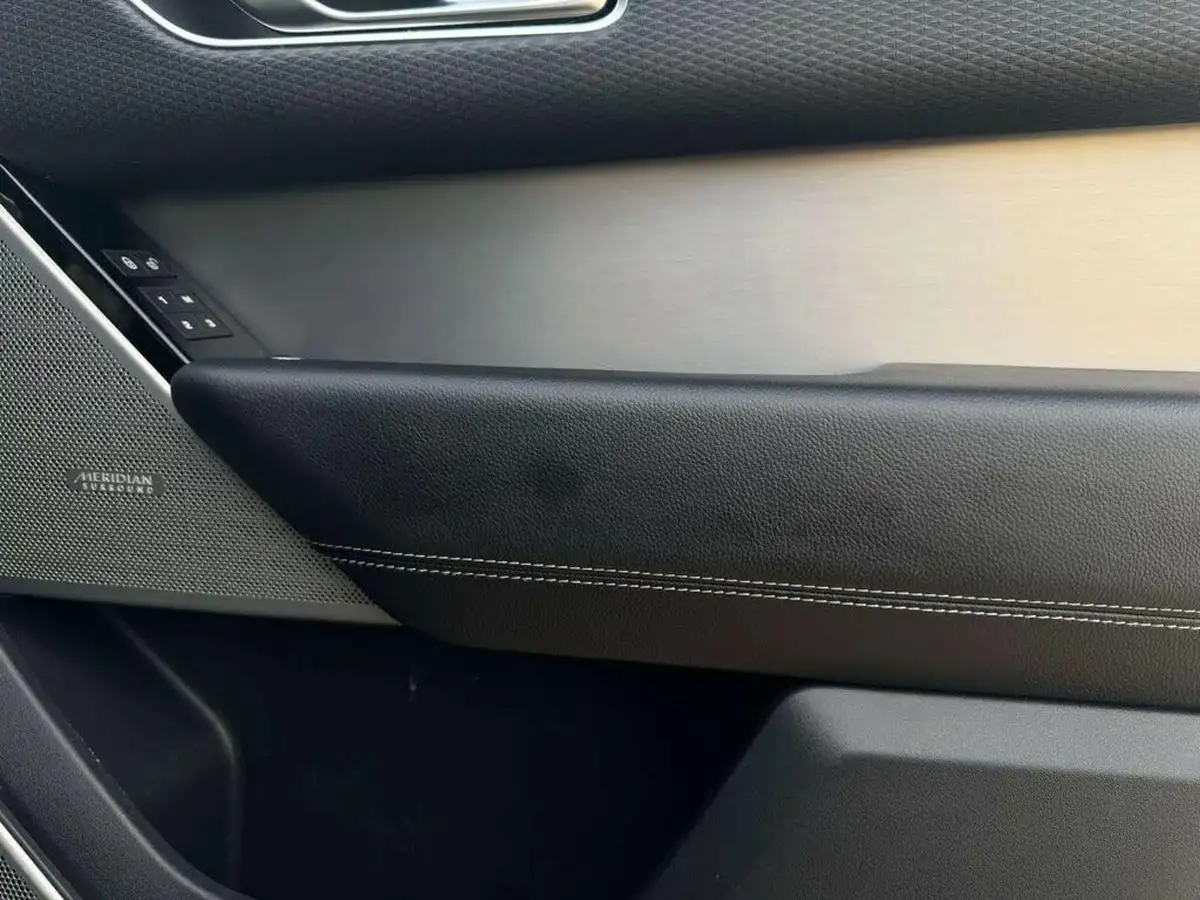 2019-land-rover-range-rover-velar-20-d180-r-dynamic-se-big-52