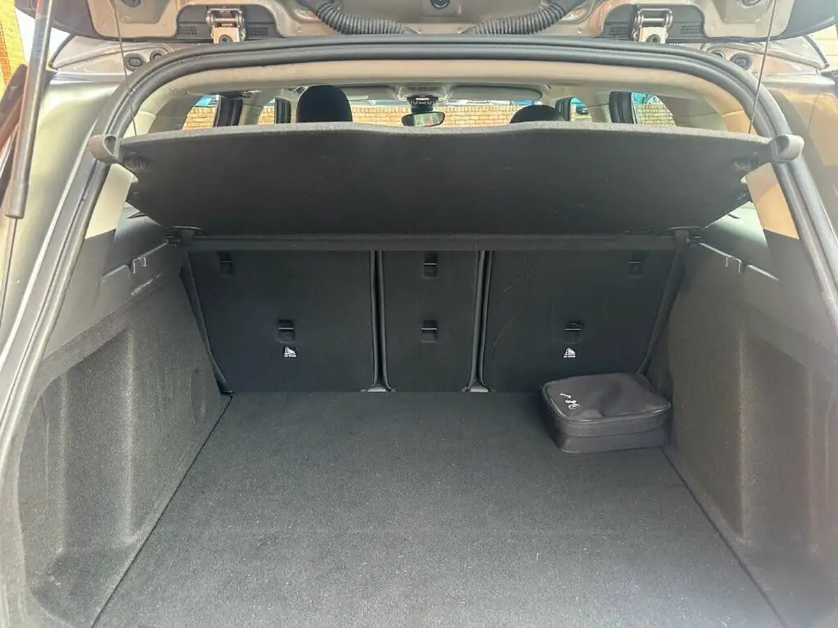 2019-mini-countryman-15-cooper-classic-big-11