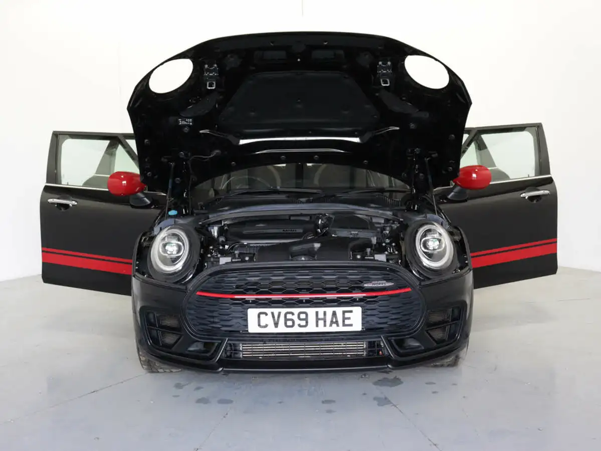 2019-mini-clubman-20-john-cooper-works-big-32