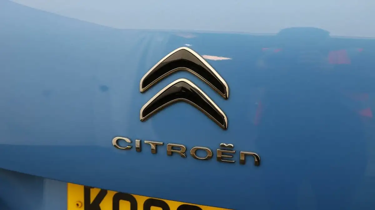 2020-citroen-c3-aircross-12-puretech-flair-110ps-ss-big-19