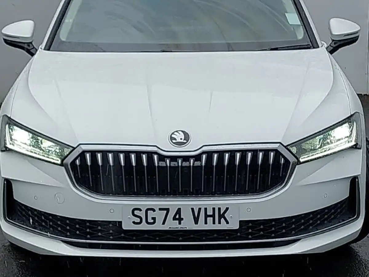 2024-skoda-superb-big-12