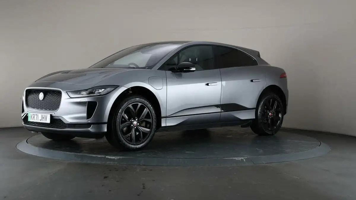 2021-jaguar-i-pace-ev400-black-big-3