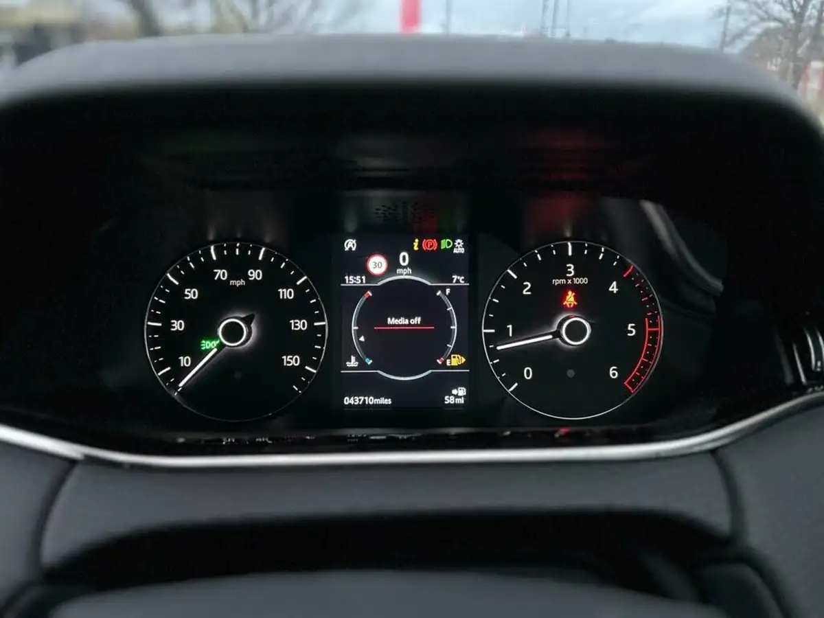 2019-land-rover-range-rover-evoque-20-d150-r-dynamic-s-big-29