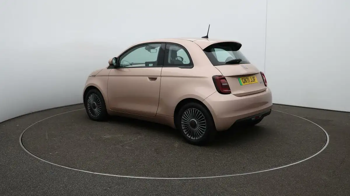 2021-fiat-500-e-icon-big-52