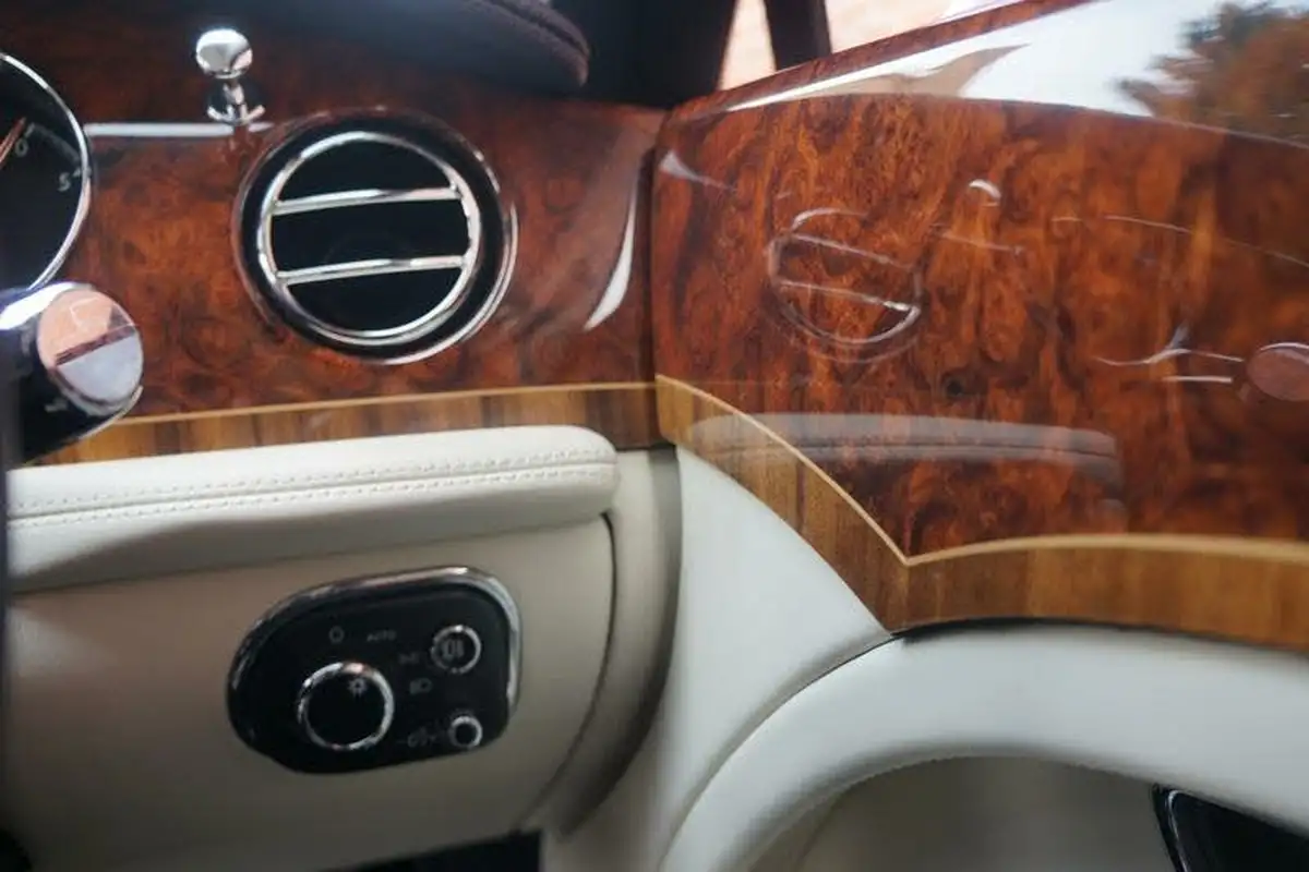 2019-bentley-mulsanne-big-24