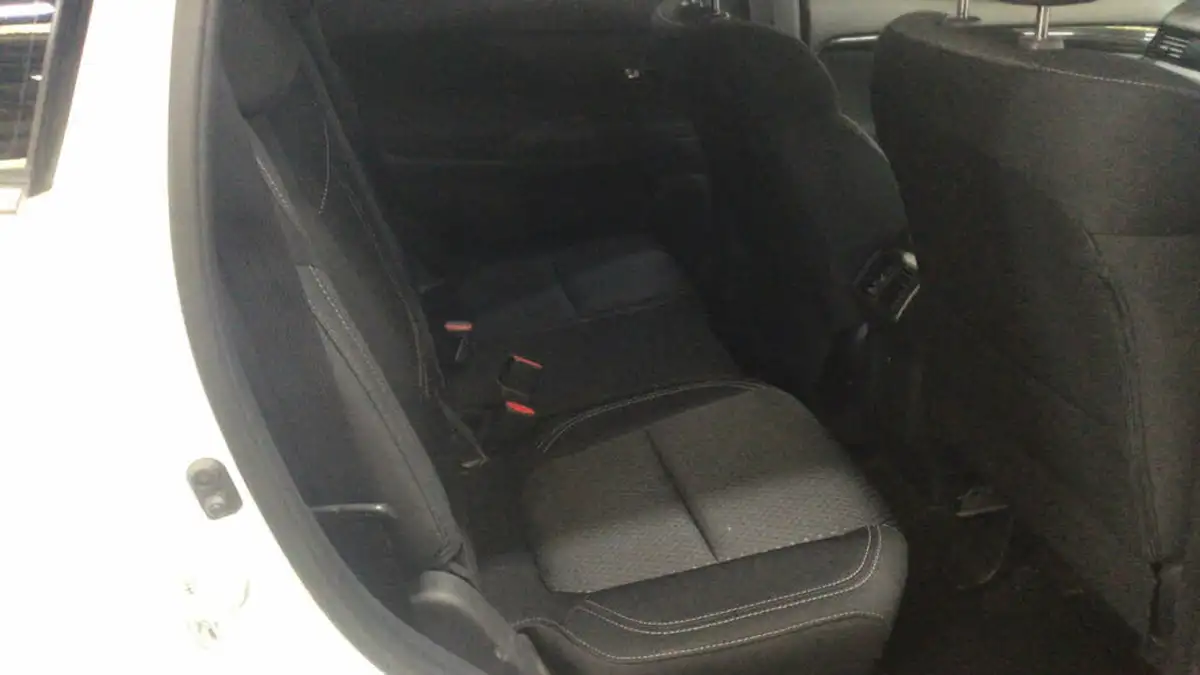 2019-mitsubishi-outlander-20-design-big-7