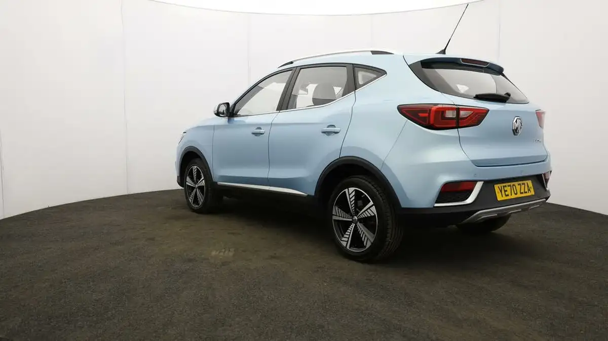 2020-mg-zs-suv-e-exclusive-ev-big-46