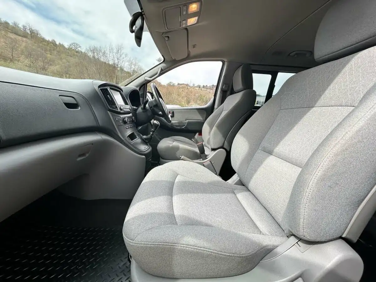 2019-hyundai-i800-25crdi-se-nav-136ps-big-12