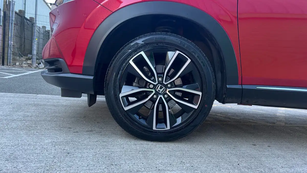 2024-honda-hr-v-15-i-mmd-elegance-big-13