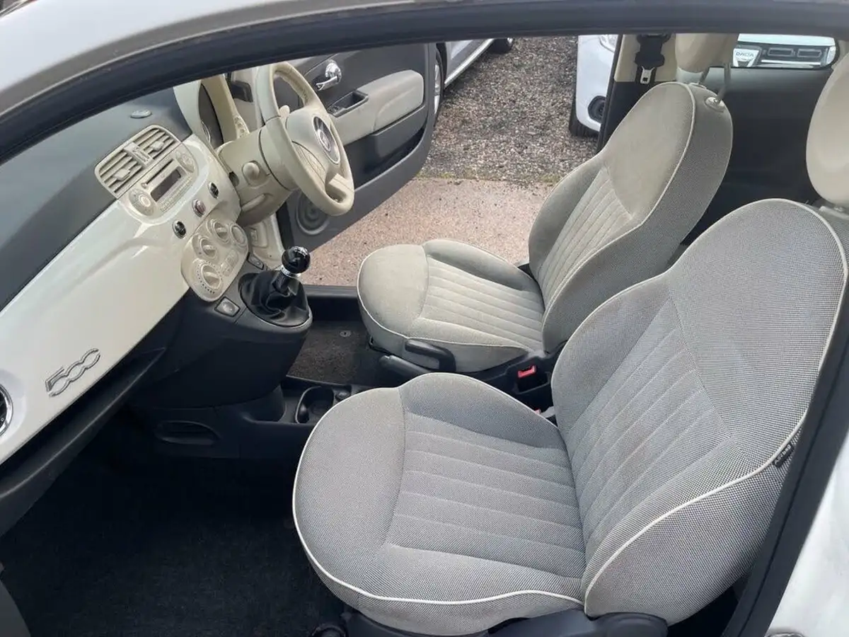2013-fiat-500-12-lounge-big-24