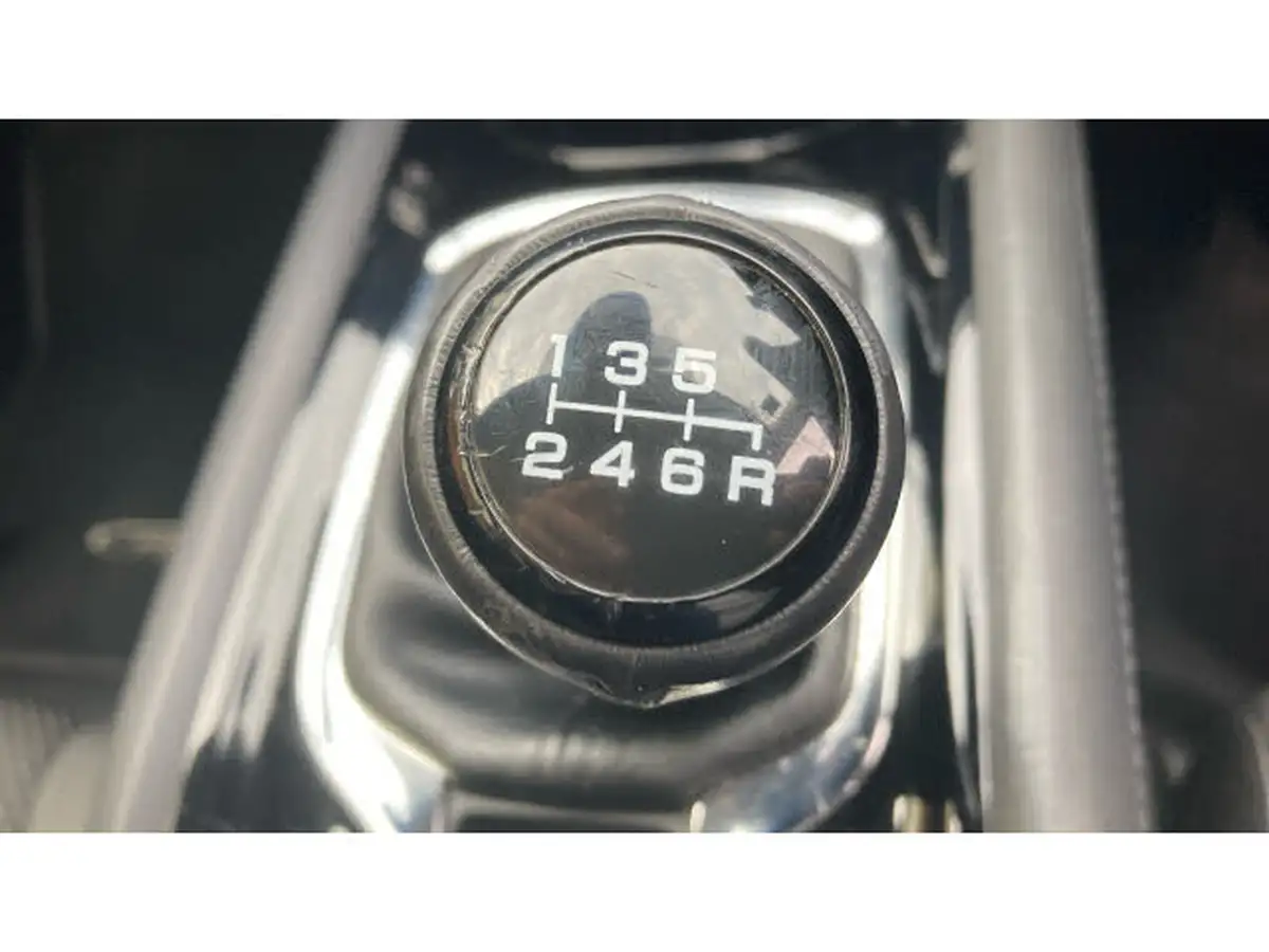 2019-honda-hr-v-15-i-vtec-se-big-26