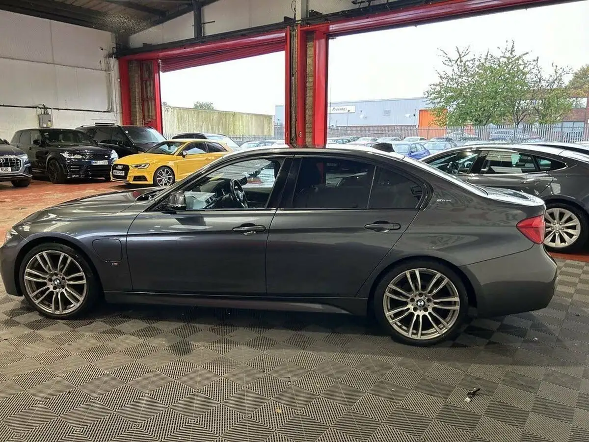 2017-bmw-3-series-20-330e-m-sport-big-4