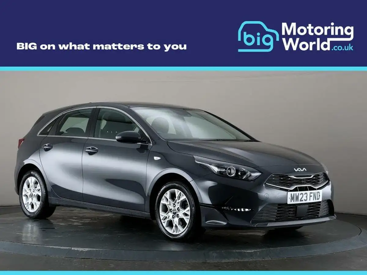 2023-kia-ceed-15-t-gdi-2-158bhp-non-adap-hatchback-big-0