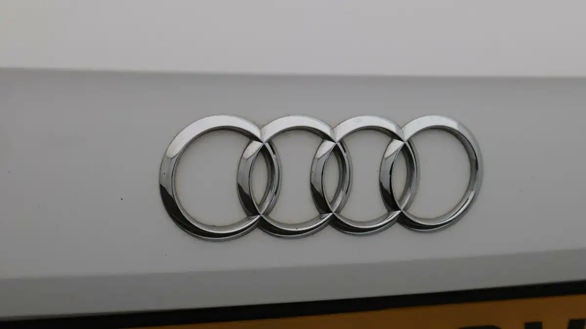 2022-audi-q2-15-35-tfsi-sport-s-tronic-big-21