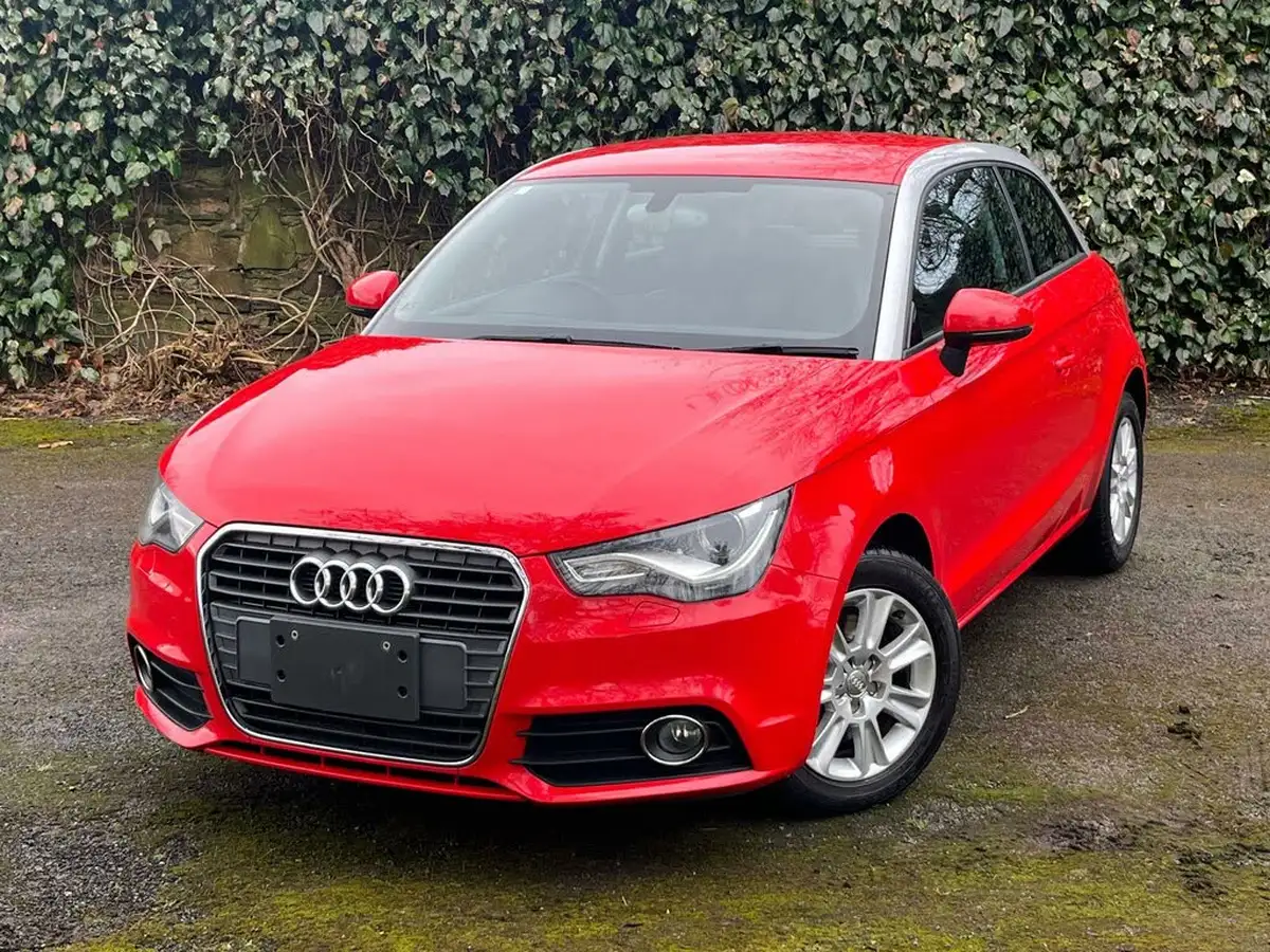 2013-audi-a1-big-52