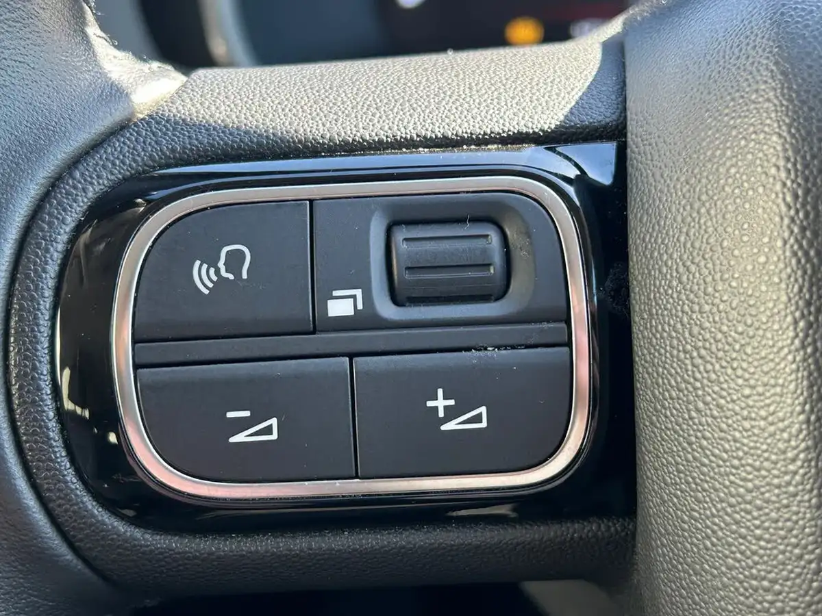 2021-citroen-c5-aircross-12-puretech-shine-big-21