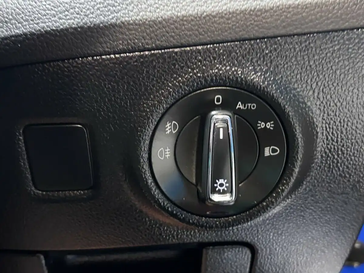 2020-skoda-superb-14-tsi-se-technology-estate-big-31