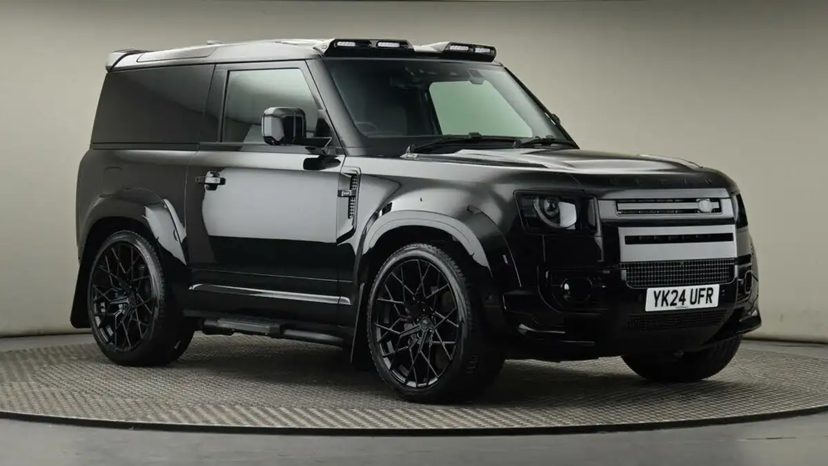 2024-land-rover-90-defender-30-d300-hard-top-x-dynamic-hse-90-big-4
