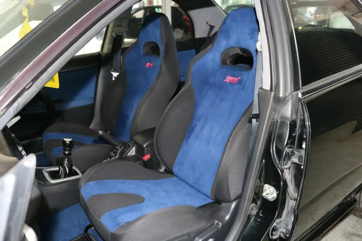 2005-subaru-impreza-big-62