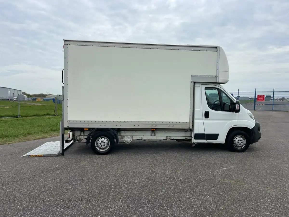 2015-citroen-relay-22td-35-l3-130-luton-big-3