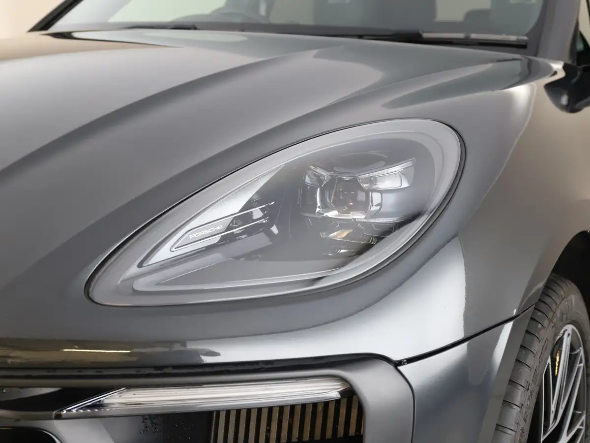 2022-porsche-macan-29-v6-gts-big-26