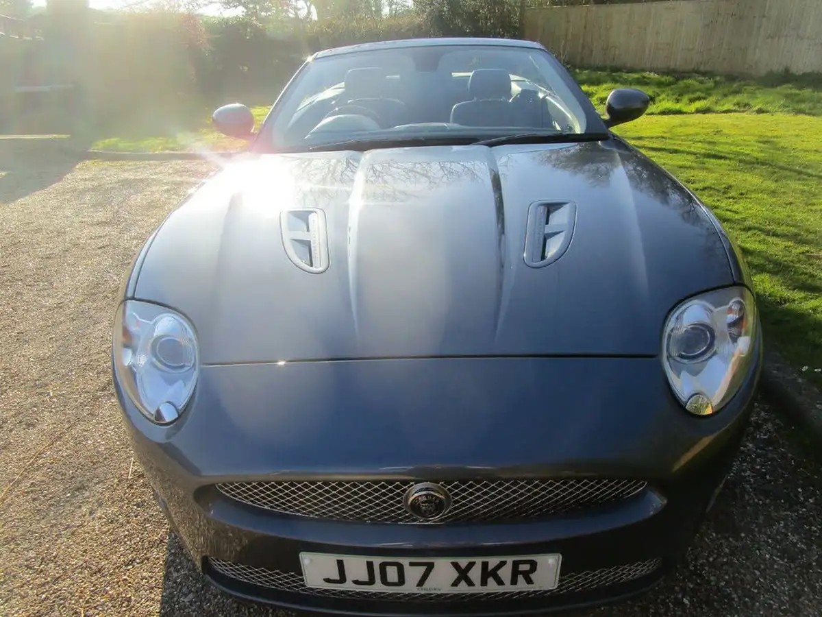 2007-jaguar-xkr-42-convertible-big-7