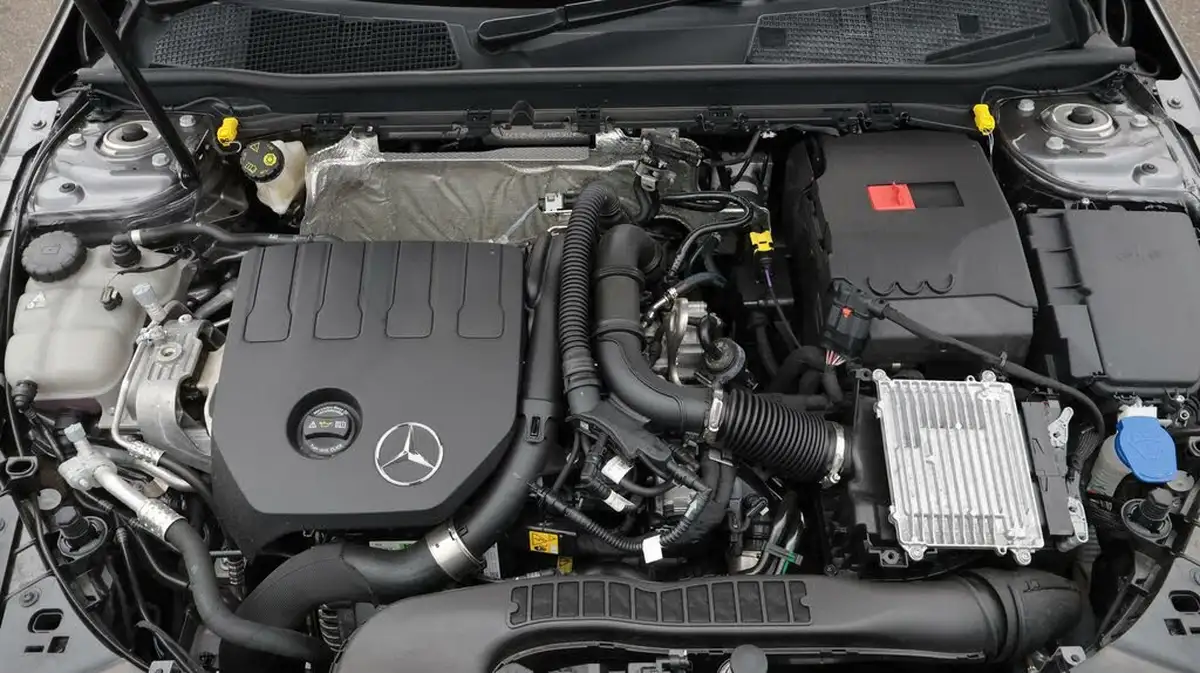 2024-mercedes-benz-a-class-13-a200-amg-line-premium-plus-saloon-4d-big-19