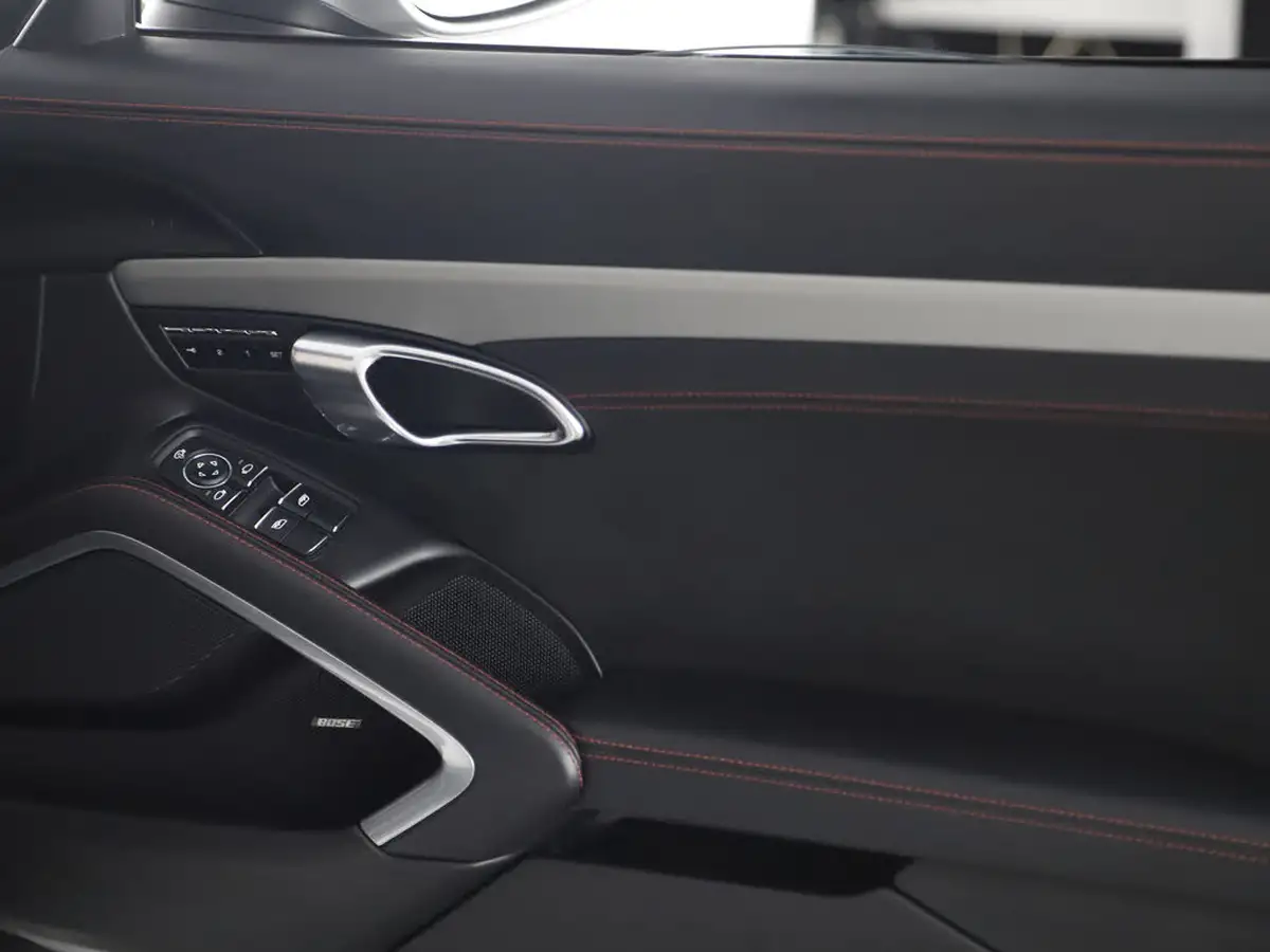 2021-porsche-boxster-718-40-boxster-25-years-pdk-big-43