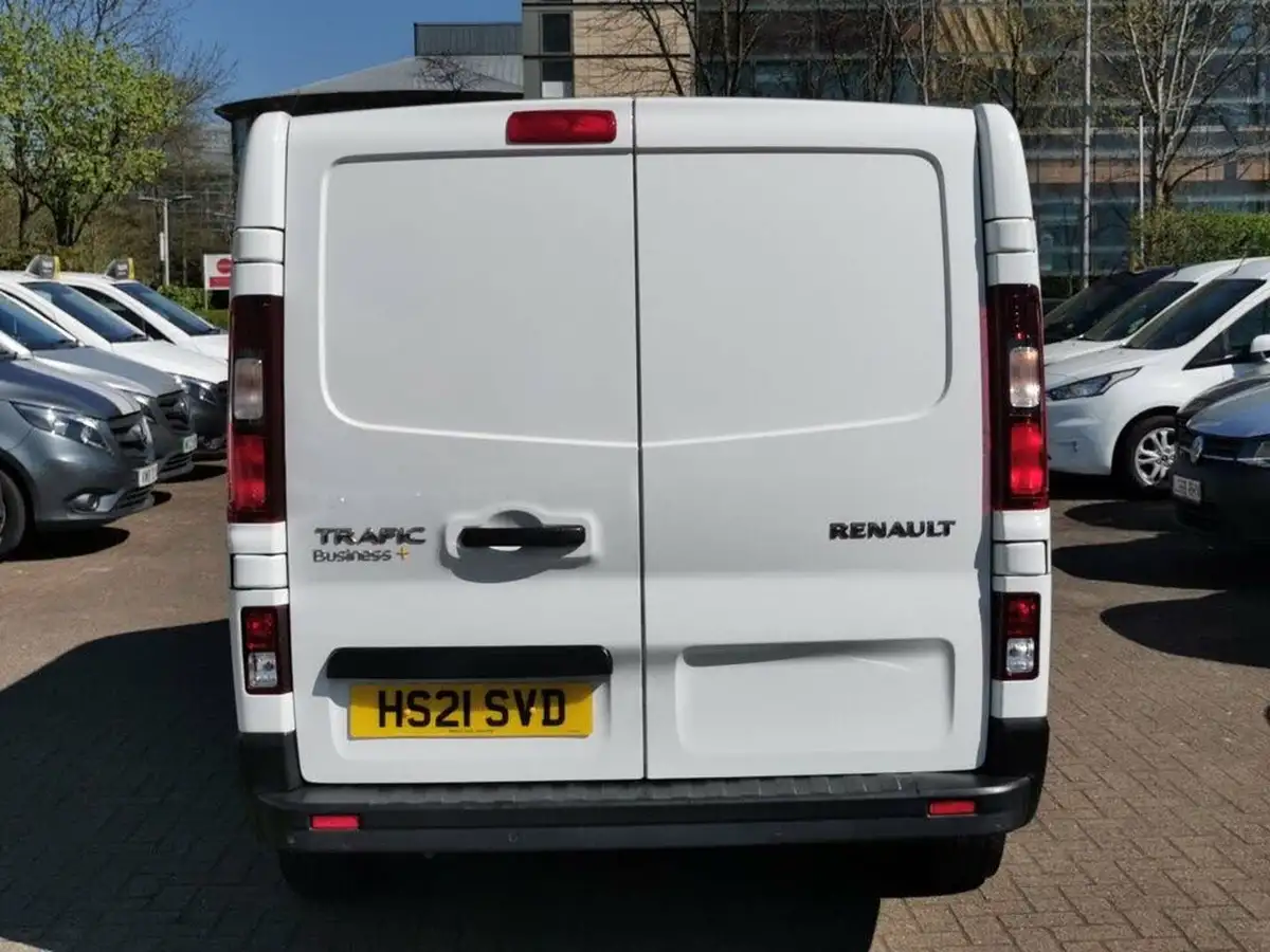 2021-renault-trafic-20dci-ll30-energy-120-business-panel-big-4