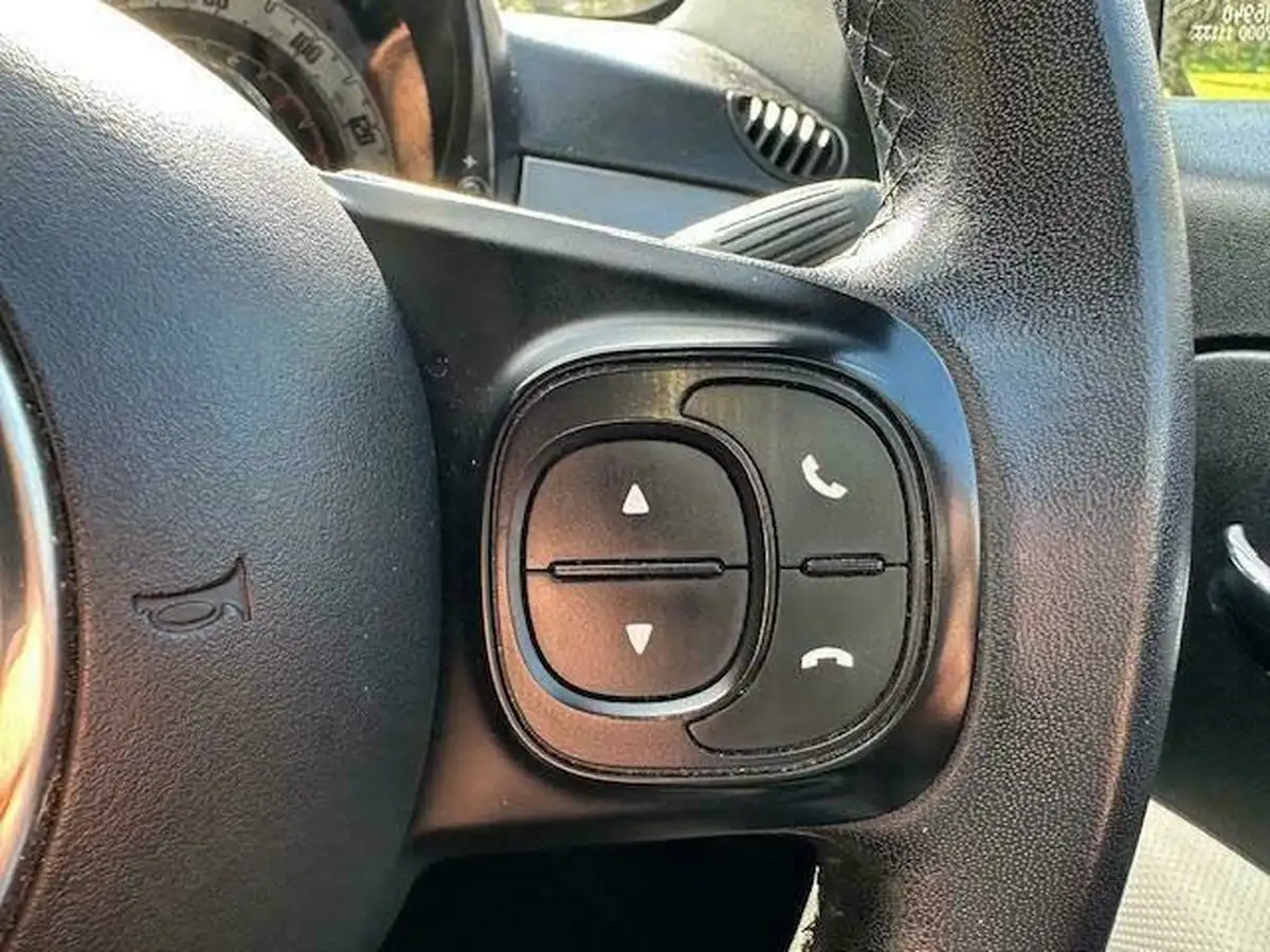 2019-fiat-500-12-s-big-14