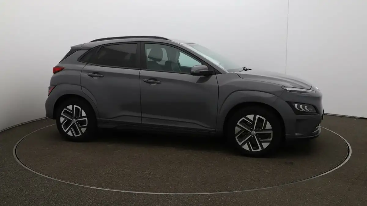 2022-hyundai-kona-e-ultimate-big-41