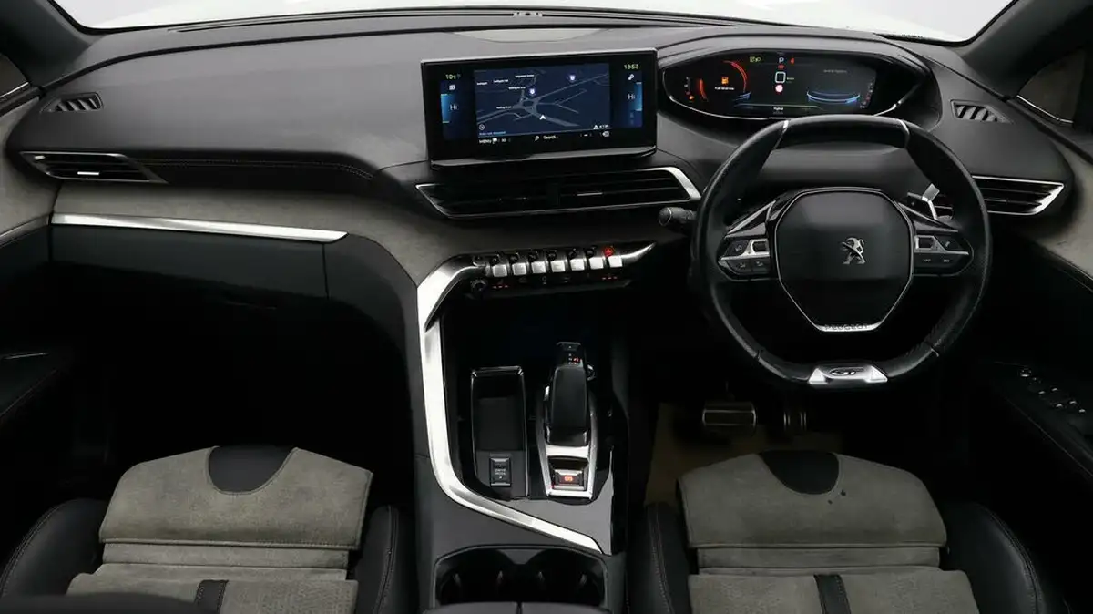 2021-peugeot-3008-suv-16-puretech-gt-premium-225bhp-hybrid-e-eat8-big-12