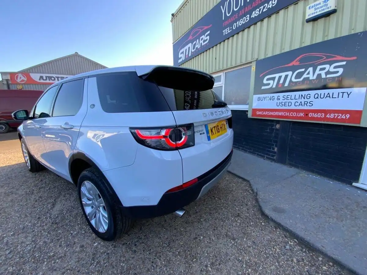 2018-land-rover-discovery-sport-20td4-hse-luxury-182ps-auto-big-10