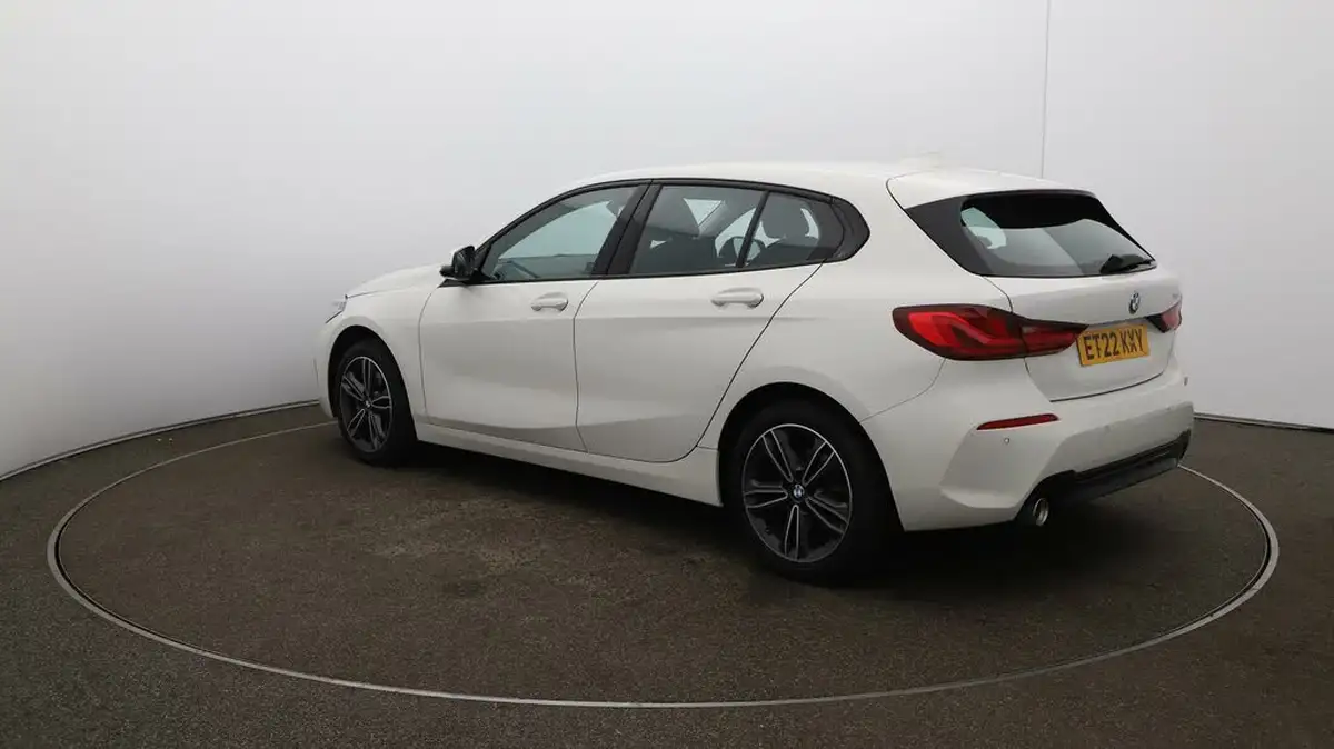 2022-bmw-1-series-15-118i-sport-dct-big-5