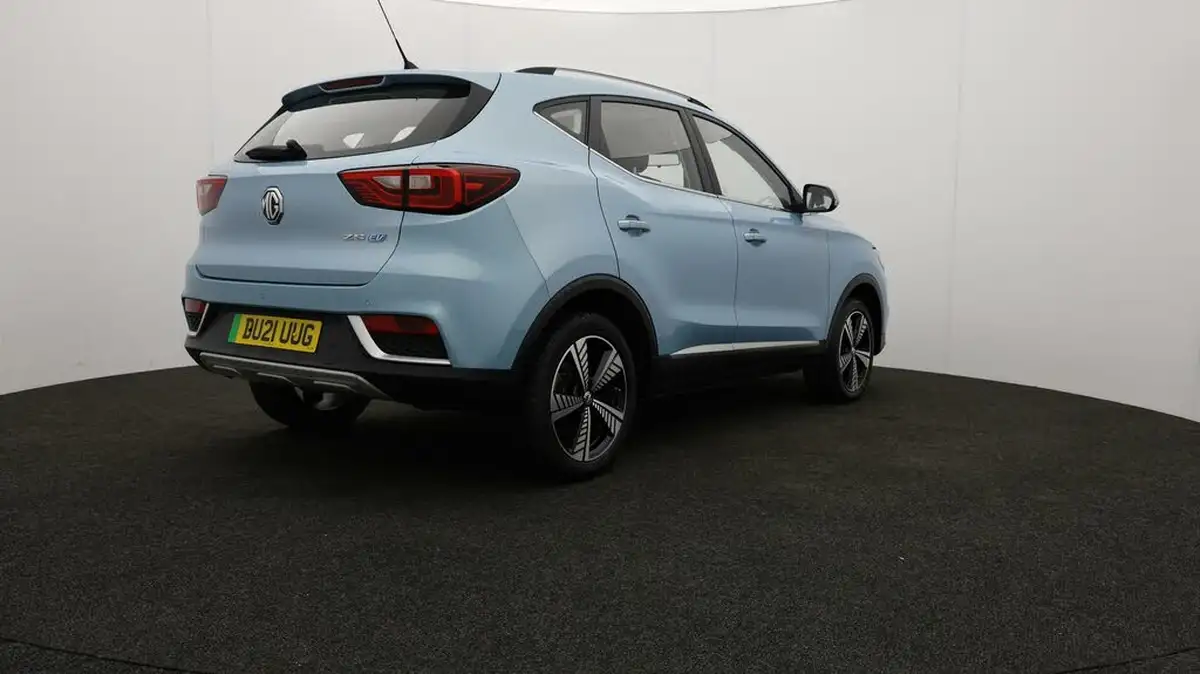 2021-mg-zs-suv-e-exclusive-ev-big-78