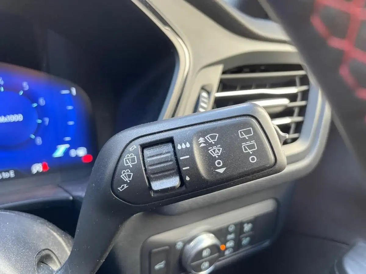 2020-ford-kuga-15t-st-line-x-first-editon-big-31