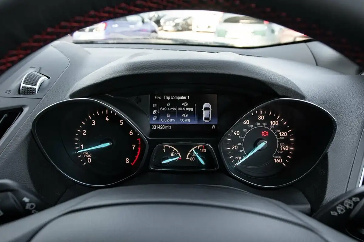 2019-ford-kuga-15t-st-line-edition-150ps-big-14