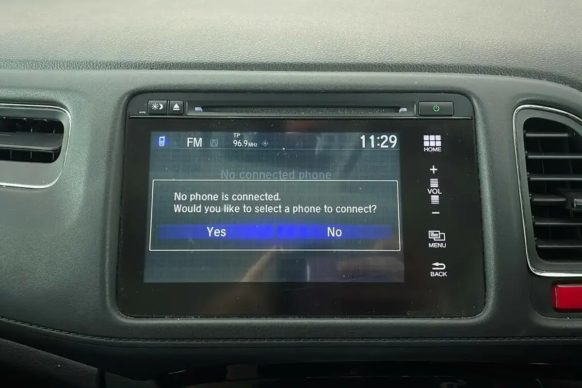 2017-honda-hr-v-15-i-vtec-se-navi-big-17