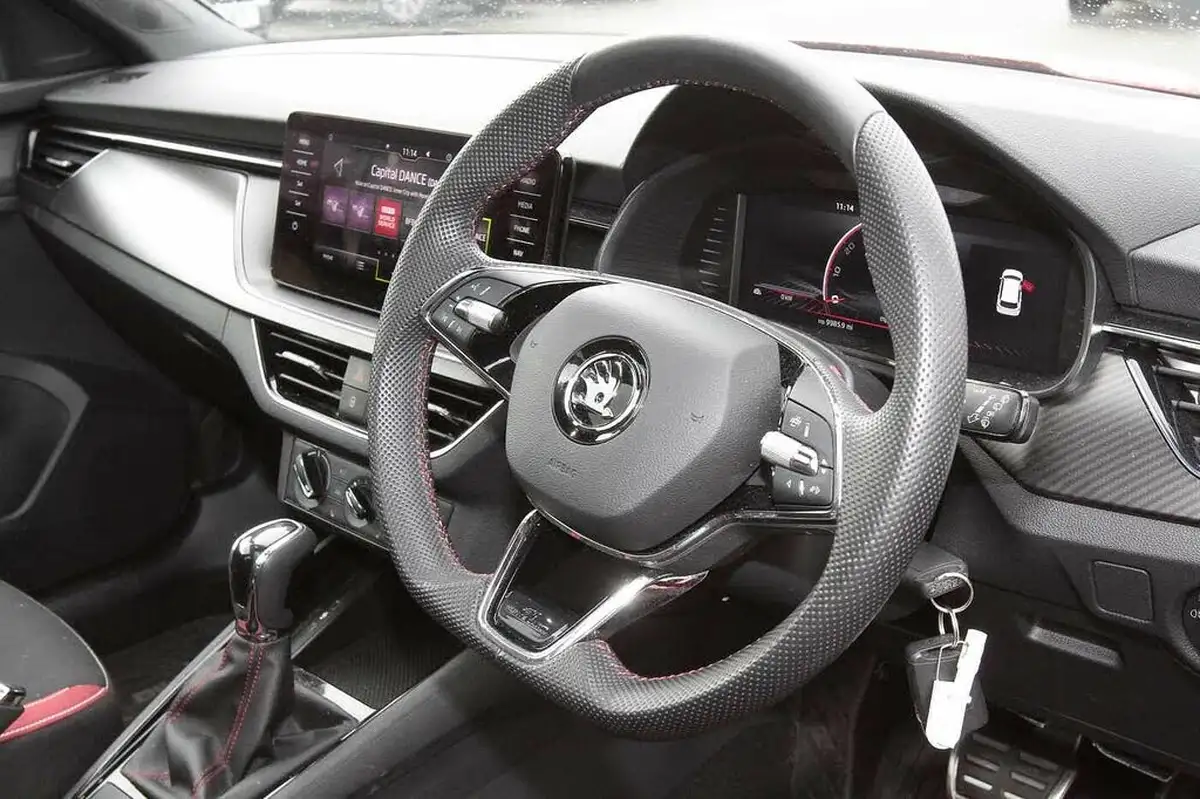 2022-skoda-kamiq-15-tsi-monte-carlo-dsg-big-5