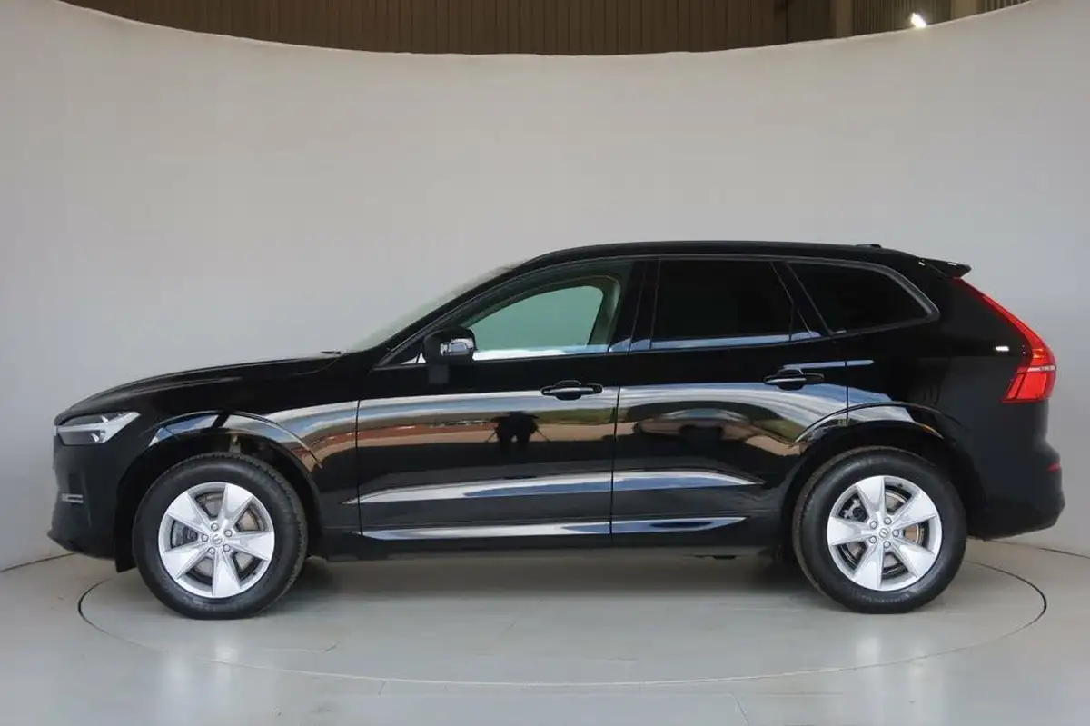 2021-volvo-xc60-20-b5-momentum-big-9