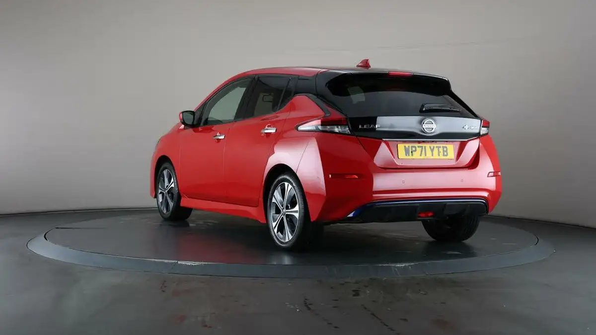 2022-nissan-leaf-e-tekna-big-59