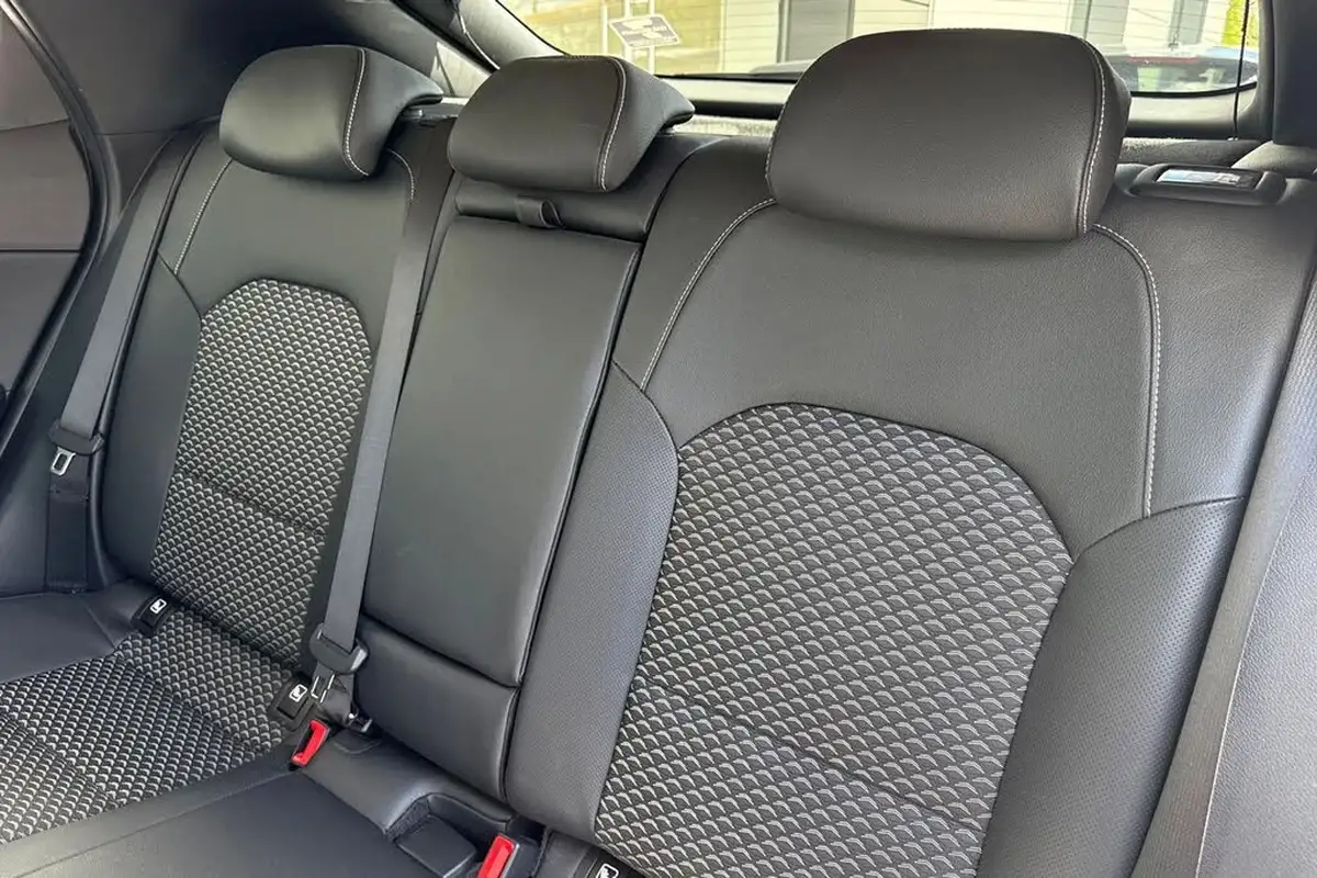 2023-kia-xceed-15-t-gdi-3-158bhp-big-18