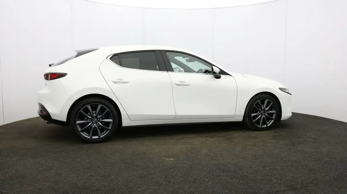 2019-mazda-mazda3-20-sport-lux-122ps-hatchback-5d-big-46