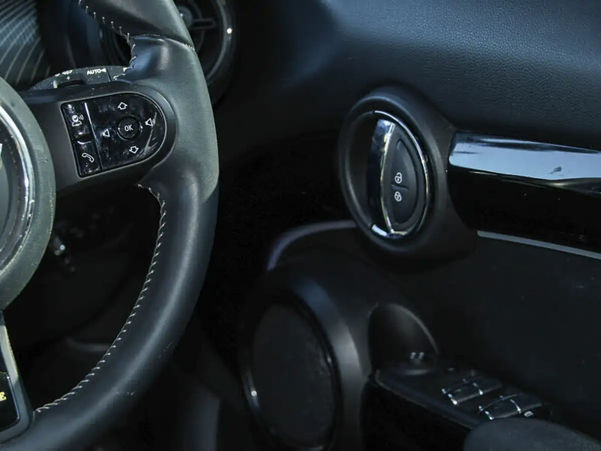 2022-mini-cooper-15-cooper-resolute-edition-premium-hatchback-5d-auto-big-18