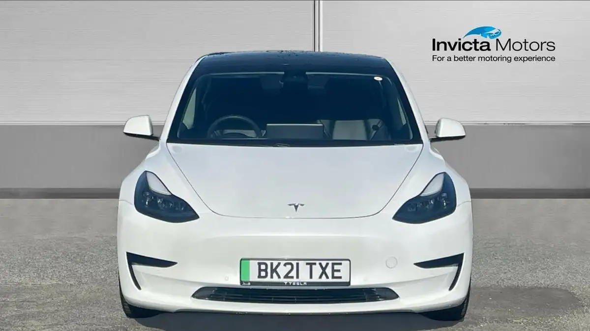 2021-tesla-model-3-e-standard-plus-big-7