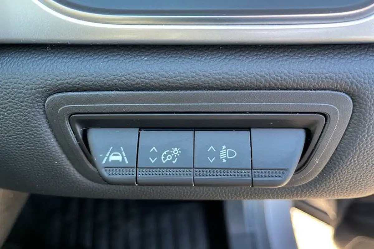 2022-renault-captur-10-tce-techno-big-22